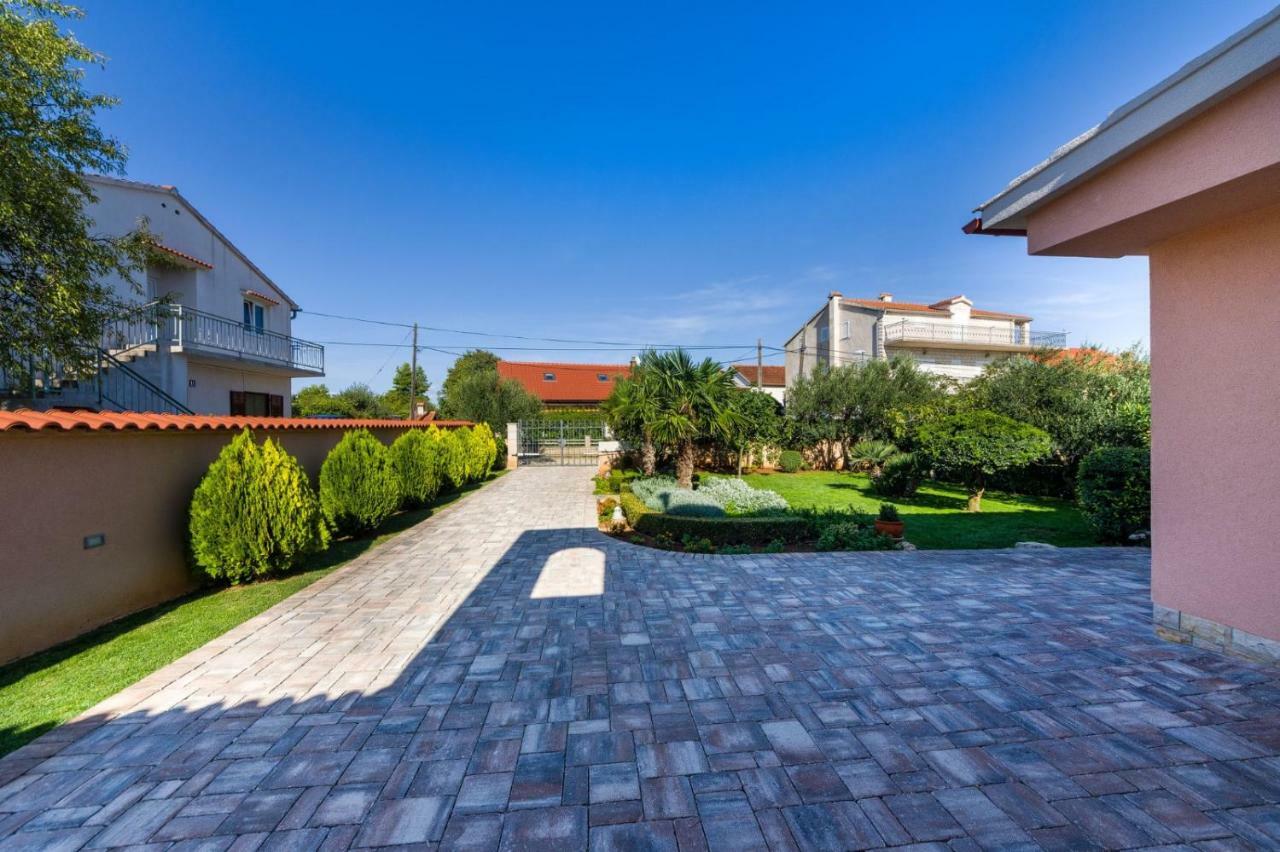 Navis Luxury Villa فوديس المظهر الخارجي الصورة
